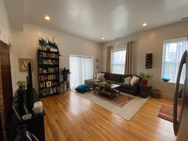2120 West Washington Boulevard Unit 402 - 402