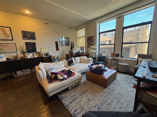 1739 North Milwaukee Avenue - 4